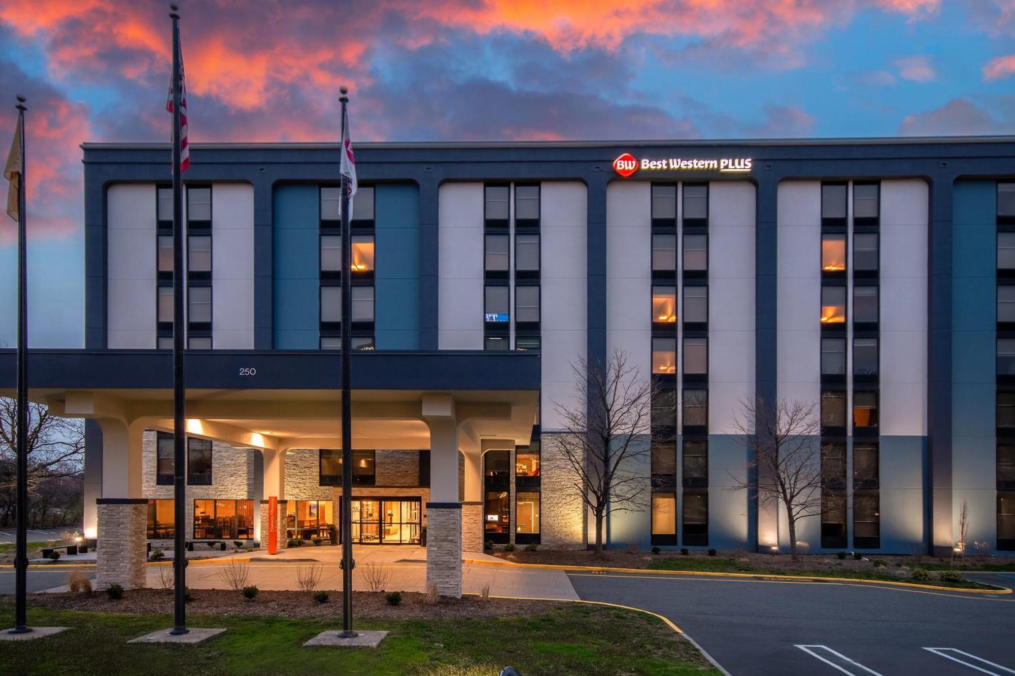 Best Western Plus Meadowlands ซีคอคัส ภายนอก รูปภาพ