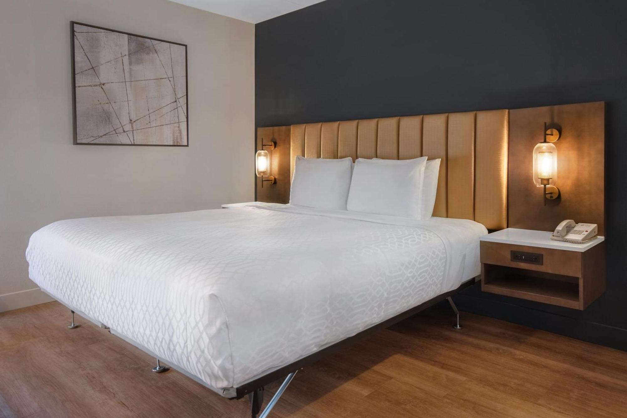 Best Western Plus Meadowlands ซีคอคัส ภายนอก รูปภาพ